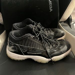 Limited edition Space Jam jawdins Low top concord 11s